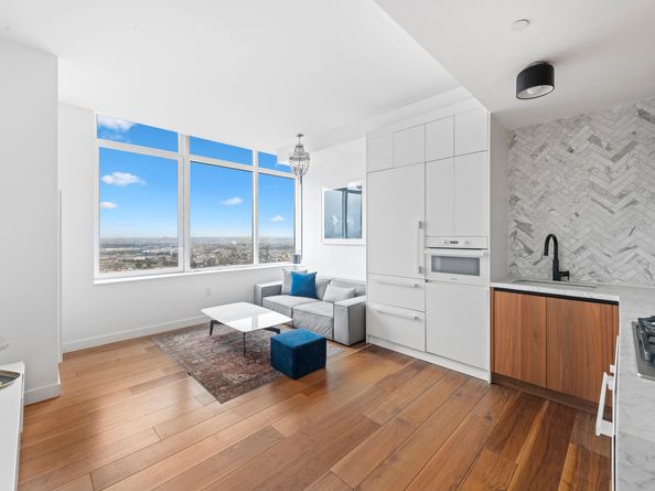 21 India Street 32F, Brooklyn NY 11222