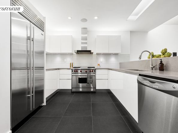 176 Broadway 3C, New York NY 10038