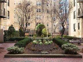 60 East 9th Street 529, New York NY 10003