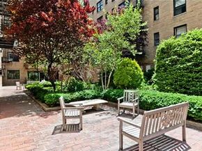 60 East 9th Street 529, New York NY 10003