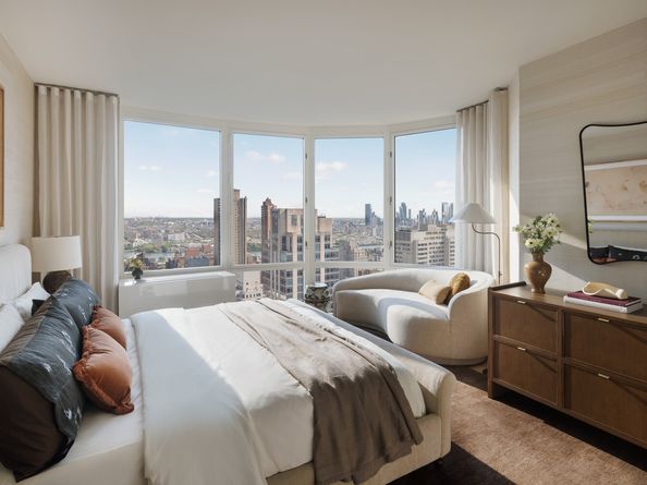 400 East 84th Street 21B, New York NY 10028
