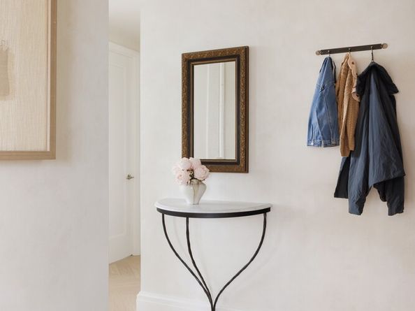 400 East 84th Street 21B, New York NY 10028