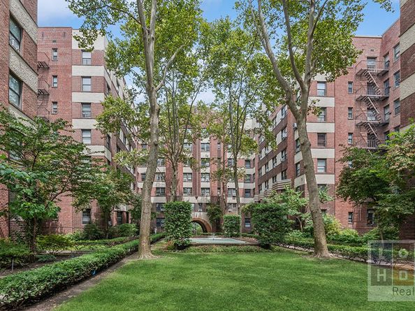 504 Grand Street E52, New York NY 10002