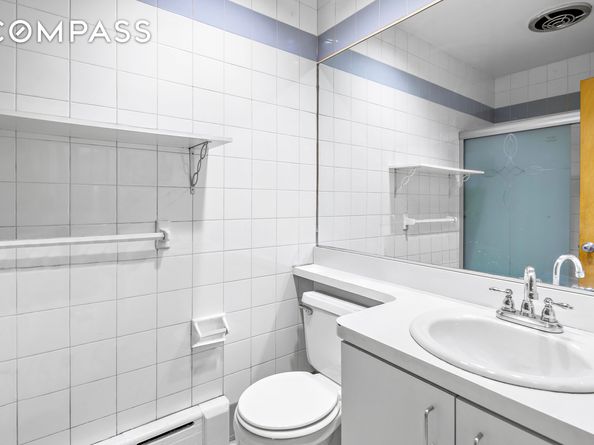 558 84th Street, Brooklyn NY 11209