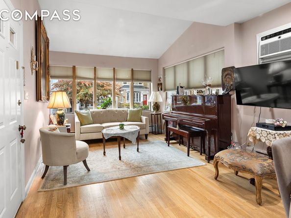 558 84th Street, Brooklyn NY 11209