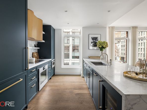 525 6th Avenue 5F, New York NY 10011