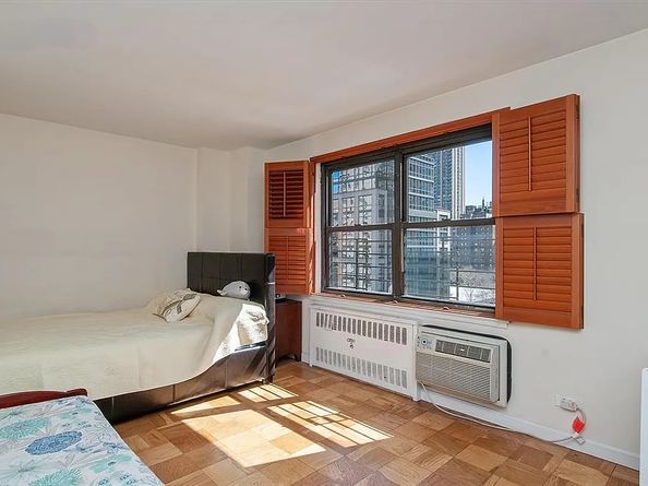 185 West End Avenue 12G, New York NY 10023