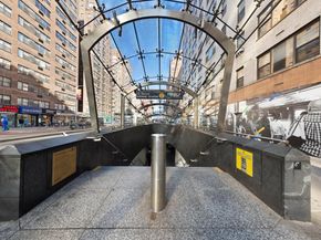 233 East 69th Street 9J, New York NY 10021