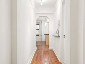 300 West 23rd Street 4L, New York NY 10011