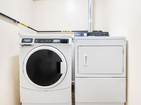 35-20 Leverich Street B226, Queens NY 11372