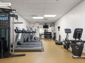 135 West 70th Street 1D, New York NY 10023