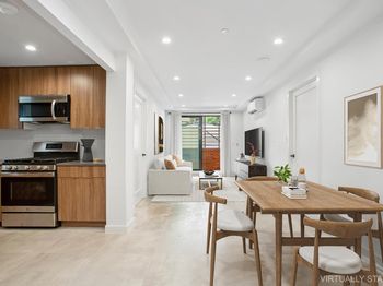 1433 East 52nd Street