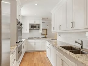317 West 89th Street 9W, New York NY 10024