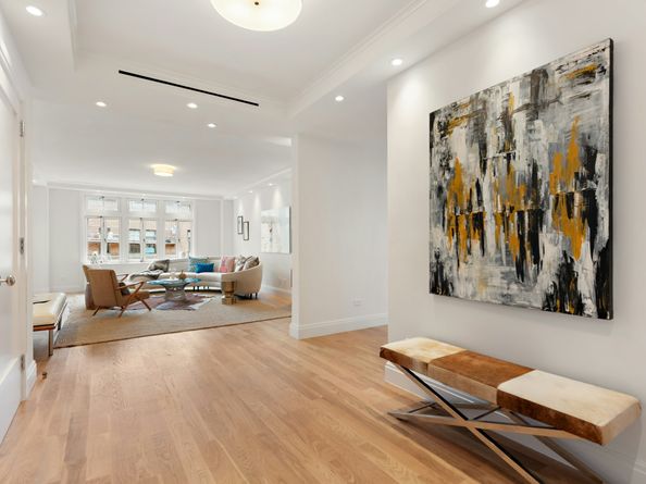 317 West 89th Street 9W, New York NY 10024