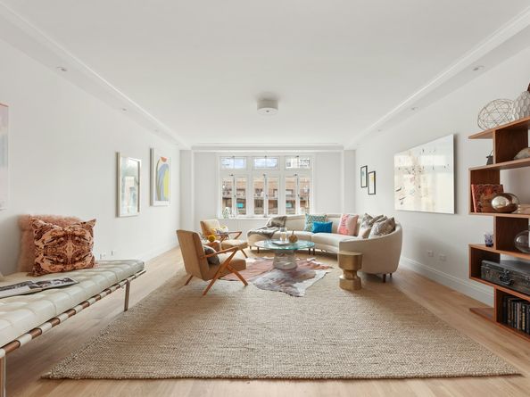 317 West 89th Street 9W, New York NY 10024