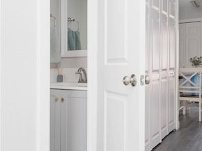 Undisclosed Address #5501003, Aurora CO 80017