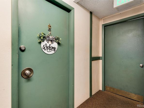2325 S Linden Court 101, Denver CO 80222