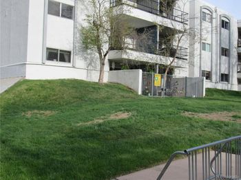 2325 S Linden Court