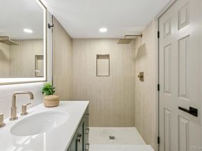 707 W Easter Avenue, Littleton CO 80120