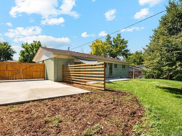 707 W Easter Avenue, Littleton CO 80120