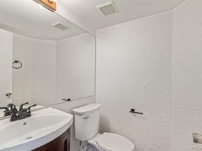 8918 W 101st Avenue, Broomfield CO 80021