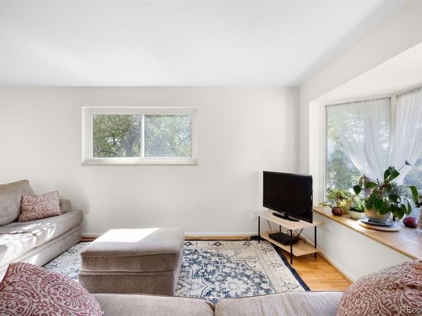 894 S Nelson Way, Lakewood CO 80226