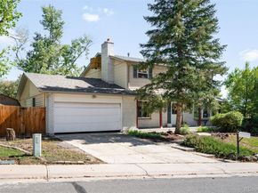894 S Nelson Way, Lakewood CO 80226