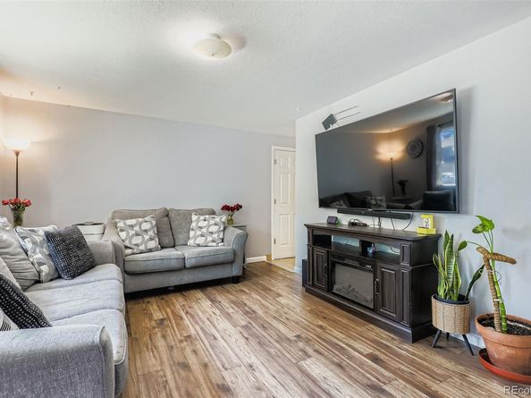 3225 Carson Street, Aurora CO 80011