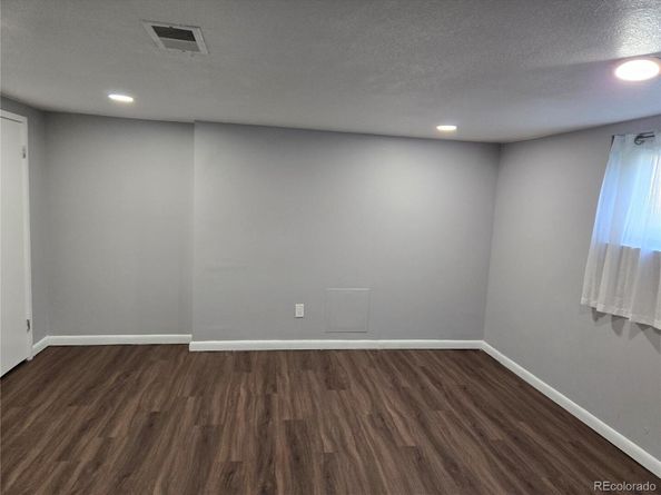 1050 S Monaco Parkway 107, Denver CO 80224