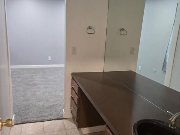 1050 S Monaco Parkway 107, Denver CO 80224