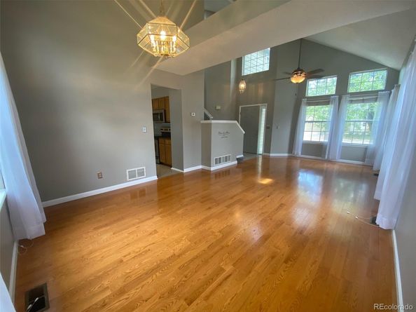 Undisclosed Address #3200637, Aurora CO 80015