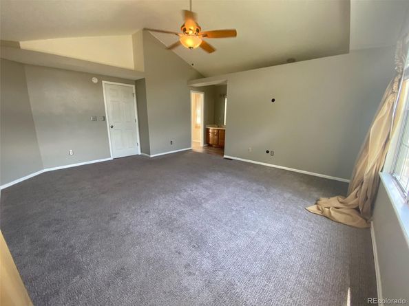 Undisclosed Address #3200637, Aurora CO 80015