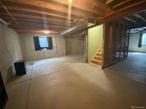 Undisclosed Address #3200637, Aurora CO 80015