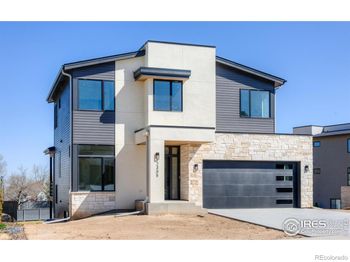 2305 Glacier Court