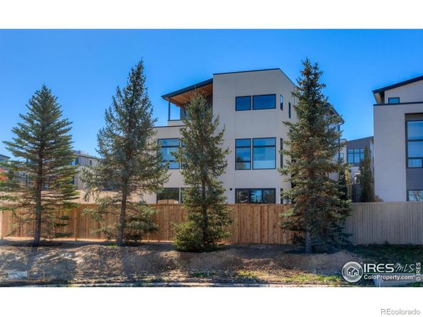 2305 Glacier Court, Lafayette CO 80026