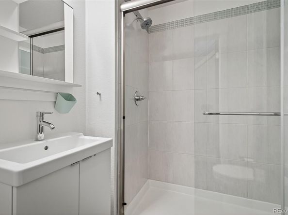 1022 W 37th Avenue, Denver CO 80211