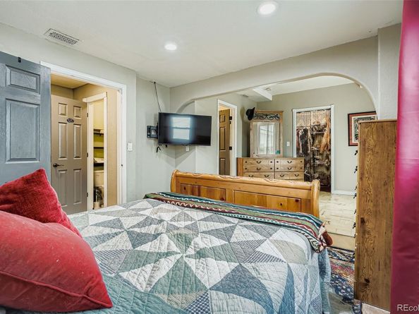 6617 Grove Street, Denver CO 80221