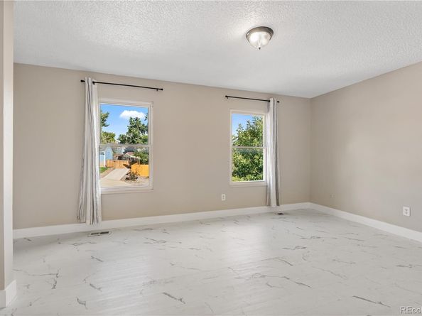 20503 E Batavia Drive, Aurora CO 80011