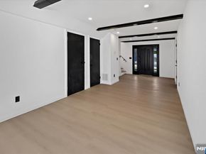 32 Luhman Terrace, Secaucus NJ 07094