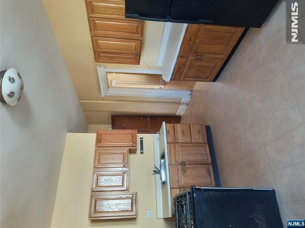 17 Laird Place, Cliffside Park NJ 07010