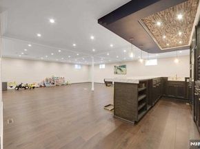 6 Allison Drive, Englewood Cliffs NJ 07632