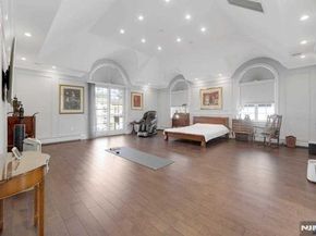 6 Allison Drive, Englewood Cliffs NJ 07632