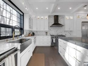 6 Allison Drive, Englewood Cliffs NJ 07632