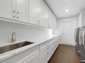 6 Allison Drive, Englewood Cliffs NJ 07632