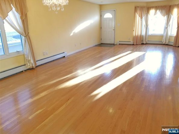 393 Washington Avenue, Cliffside Park NJ 07010