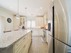 897 Virgil Avenue, Ridgefield NJ 07657