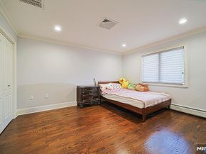 897 Virgil Avenue, Ridgefield NJ 07657