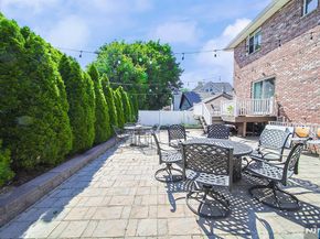 897 Virgil Avenue, Ridgefield NJ 07657