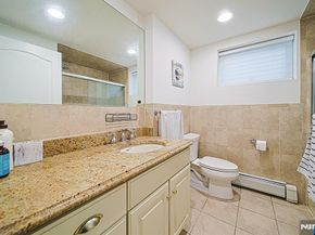 897 Virgil Avenue, Ridgefield NJ 07657