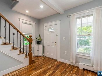 129 Phelps Avenue